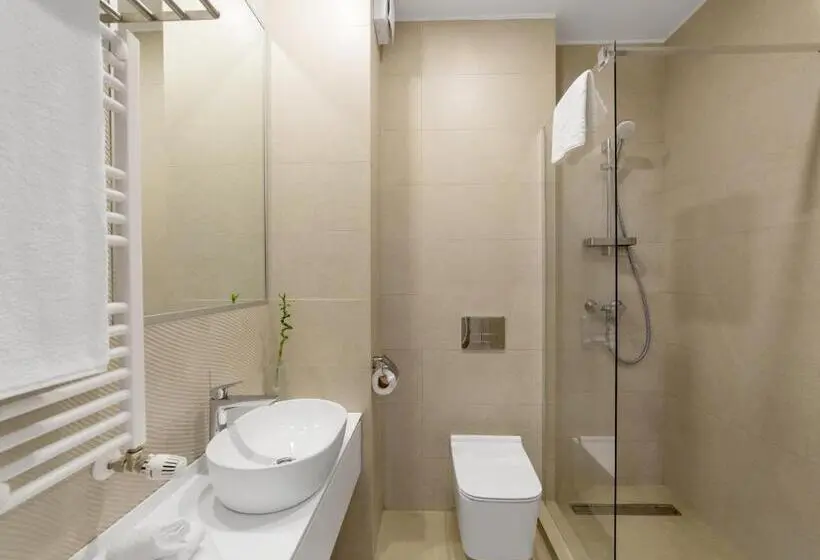 اتاق خانوادگی, Athina Suites
