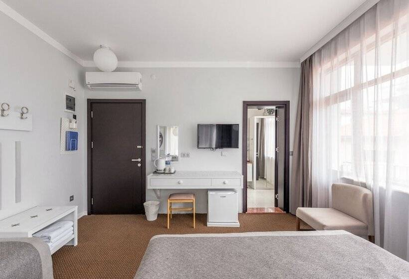 اتاق استاندارد سه نفره, Delight Deluxe Hotel & Spa