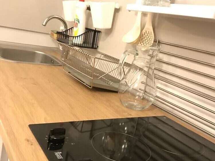 استودیوی استاندارد, Delight Deluxe Hotel & Spa