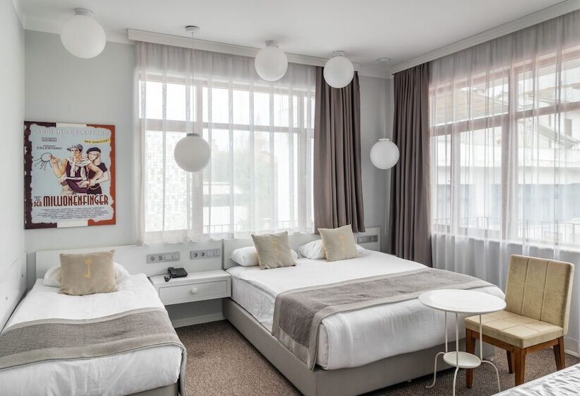 اتاق استاندارد سه نفره, Delight Deluxe Hotel & Spa