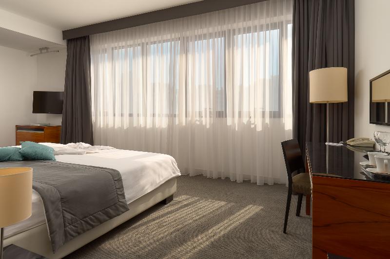 اتاق استاندارد, Eurostars Azahar