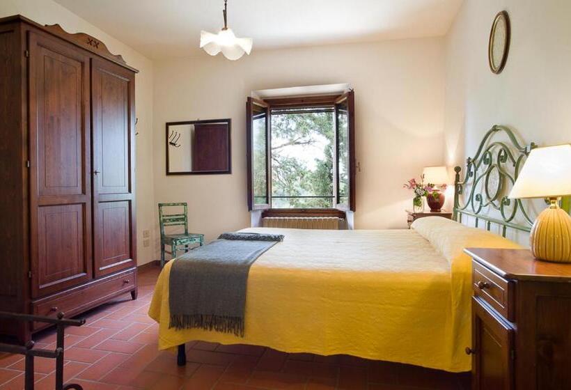 דירת שלושה חדרים, I Greppi Di Silli