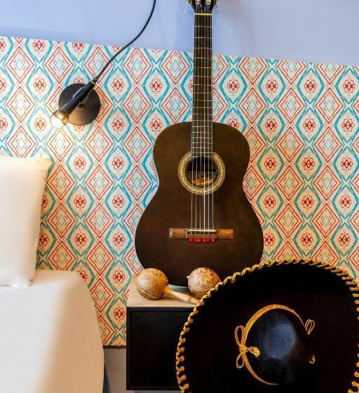 キングサイズベッドのスイートルーム, Ibis Styles Merida Galerias