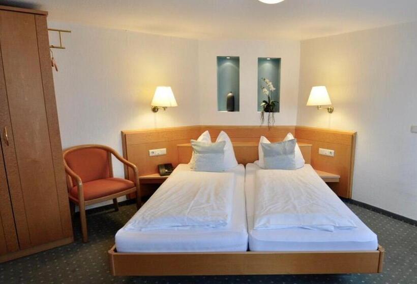 스탠다드 룸, Zum Alten Fritz