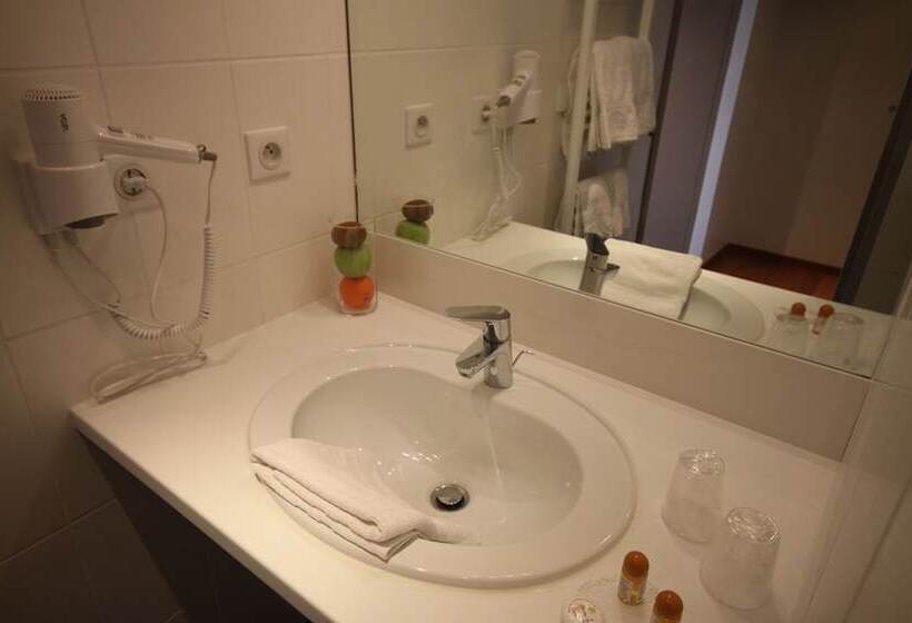 חדר סטנדרט, Logis Le Cadusia