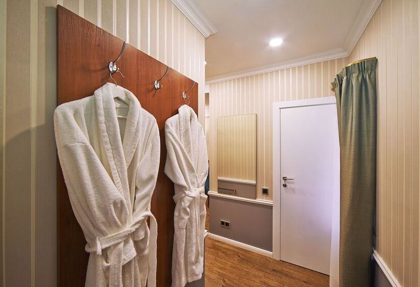 스탠다드 룸, Markell