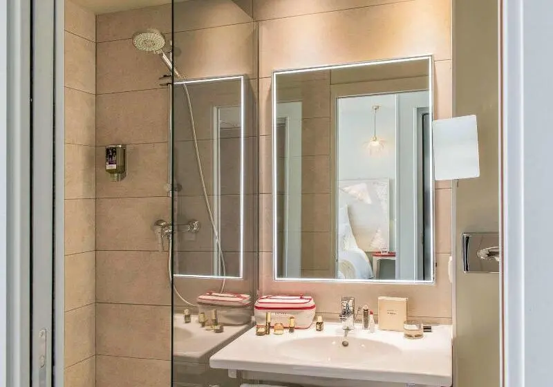 スタンダードルーム, Mercure Paris Pont De Levallois Neuilly