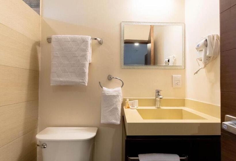 Quarto Familiar, Posada Xr