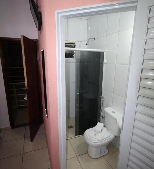 4 Bett Standardzimmer, Pousada Do Mineiro