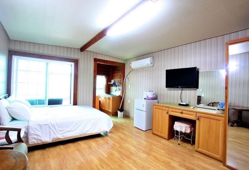 اتاق اکونومی, Windmill & Sea Pension