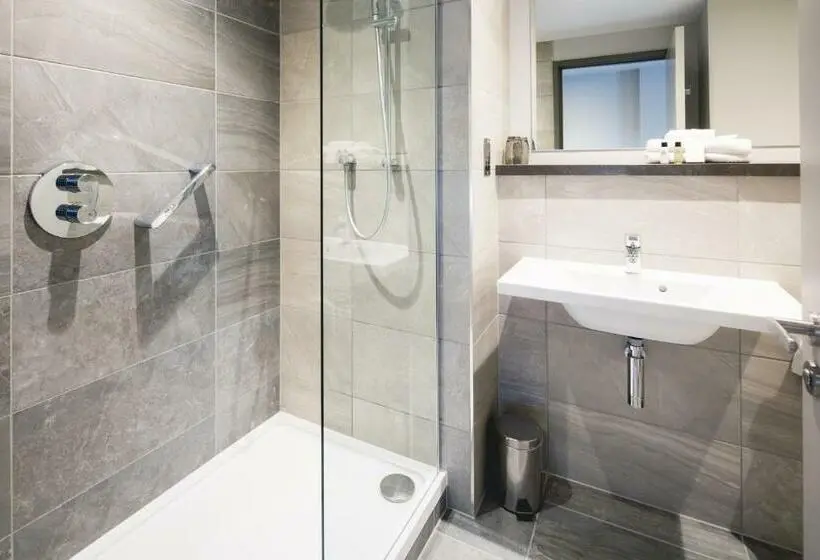 اتاق لوکس یک تخته, Maldron Hotel Newcastle