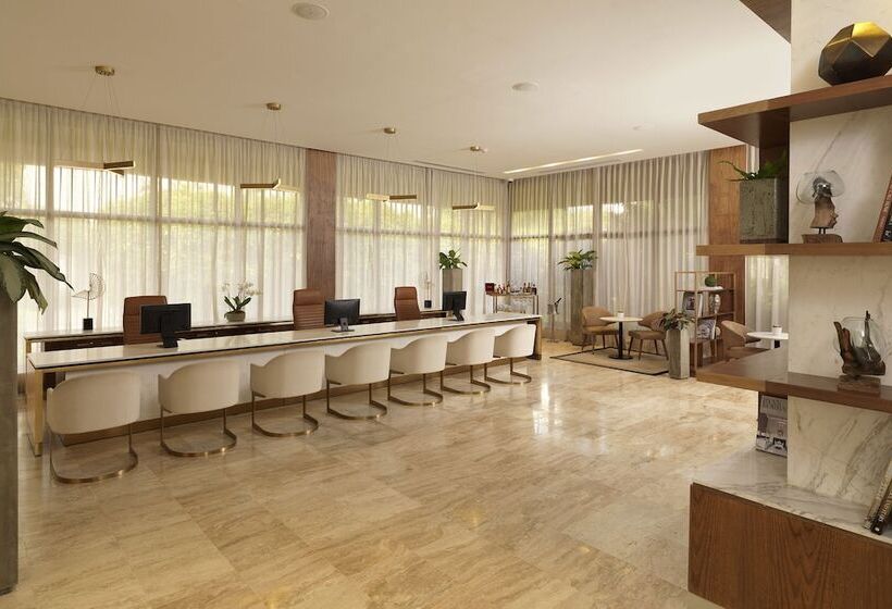 سوییت جونیور, Melia Caribe Beach Resort All Inclusive