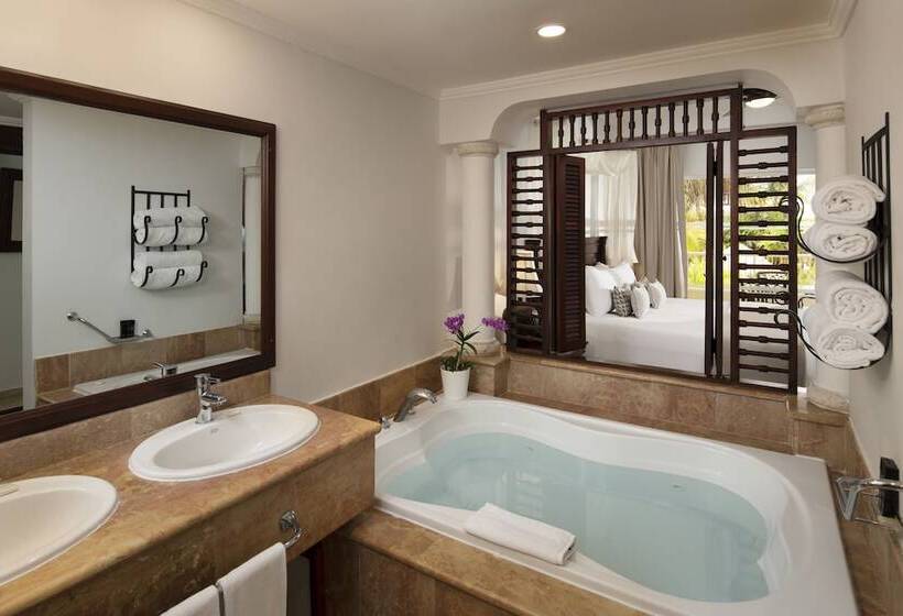 سوییت, Melia Caribe Beach Resort All Inclusive