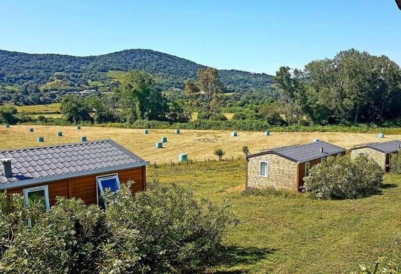 بنجلو عائلى, Ferme De Chiuni