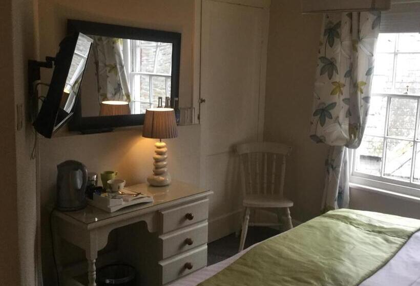 Номер Стандарт, Ship Inn