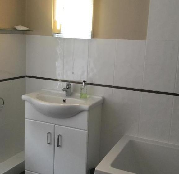 Номер Стандарт Трехместный, Ship Inn