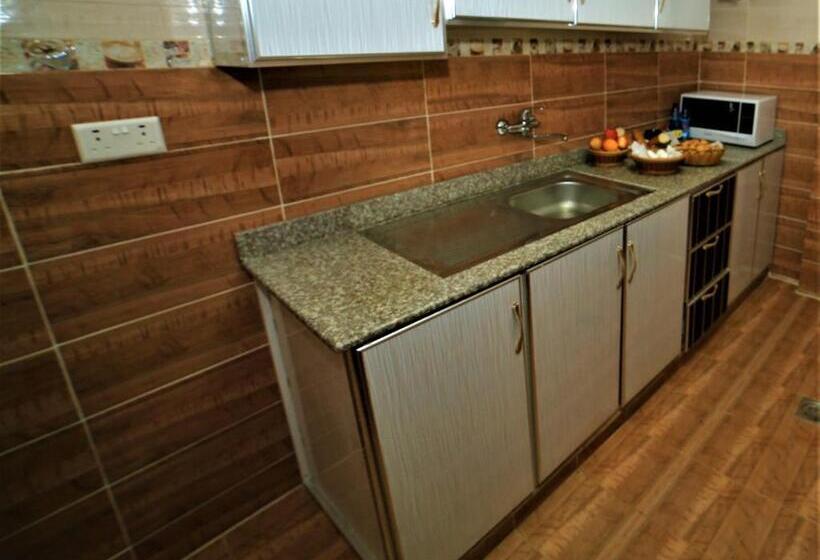 سوییت اجرایی, Al Dyafa Hotel Suites