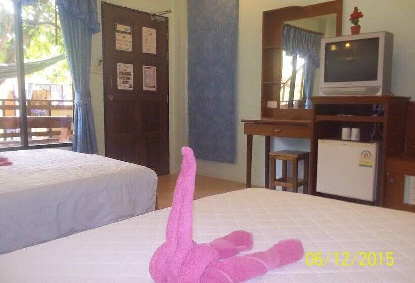 Superior 3 Pers. Værelse, Black & White Bungalows