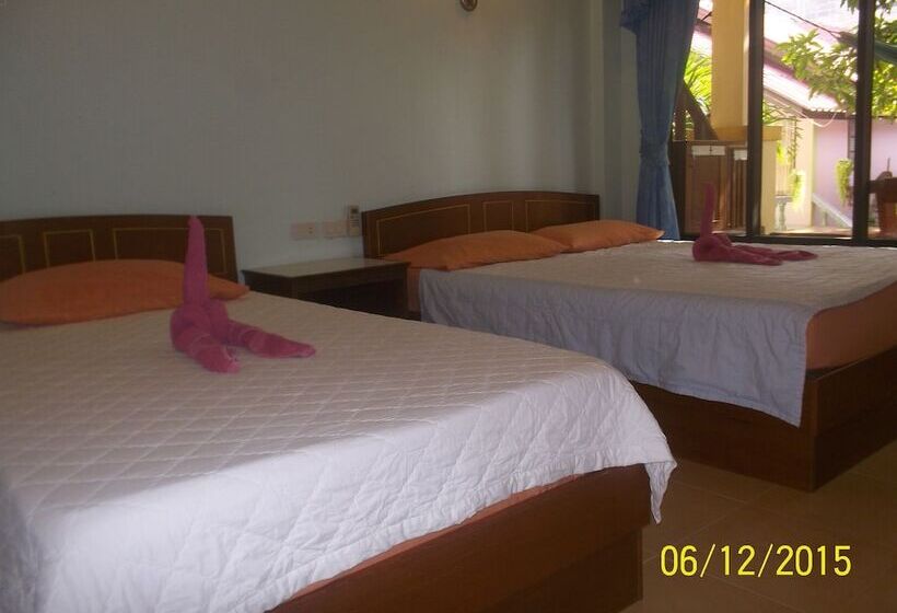 Superior 3 Pers. Værelse, Black & White Bungalows