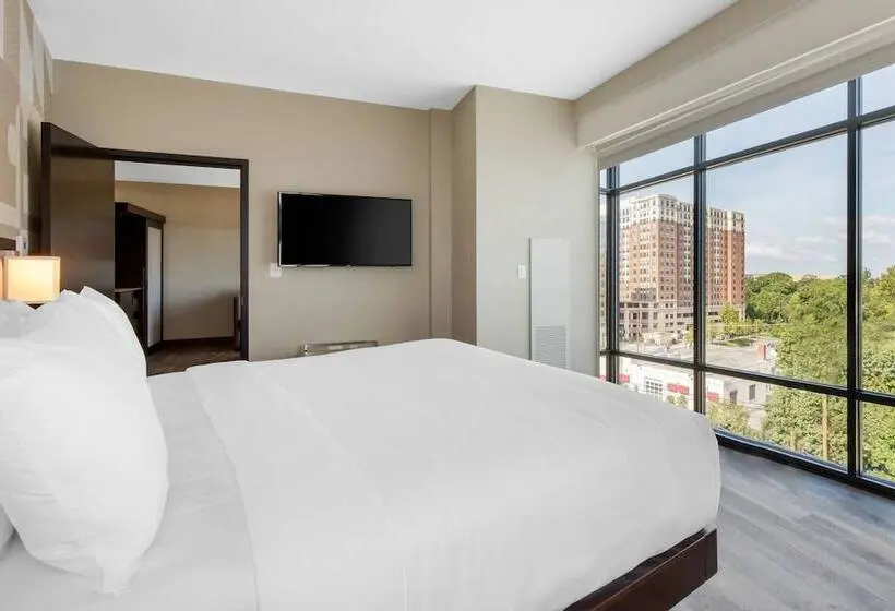 身障者適用スイートルーム, Cambria Hotel College Park