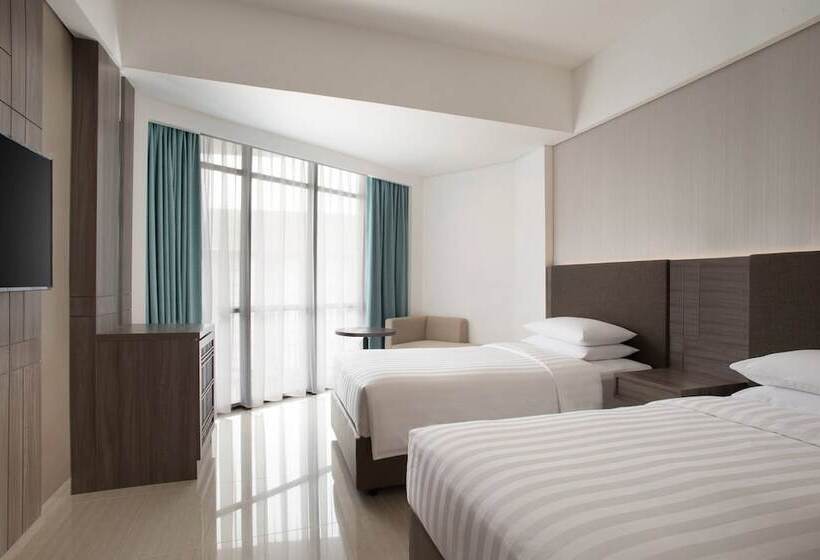 חדר סטנדרט נוף לים עם מרפסת, Fairfield By Marriott Belitung