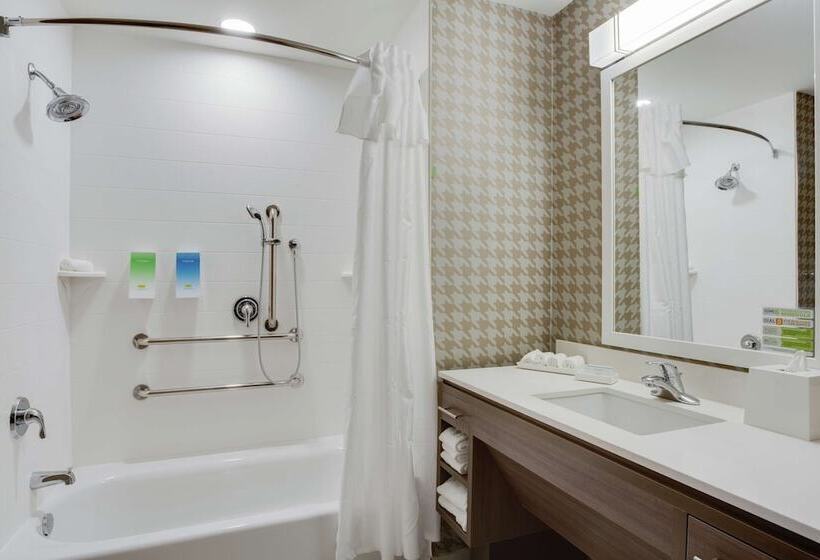 جناح لذوى الاحتياجات الخاصة, Home2 Suites By Hilton Clermont