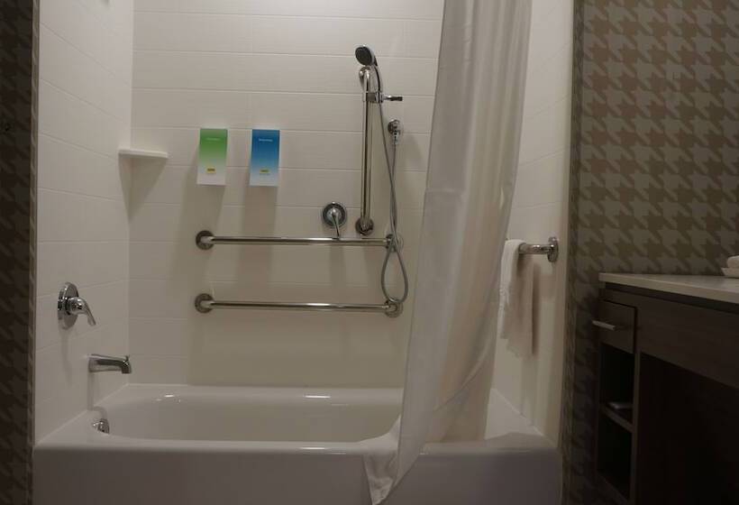 جناح لذوى الاحتياجات الخاصة, Home2 Suites By Hilton Clermont