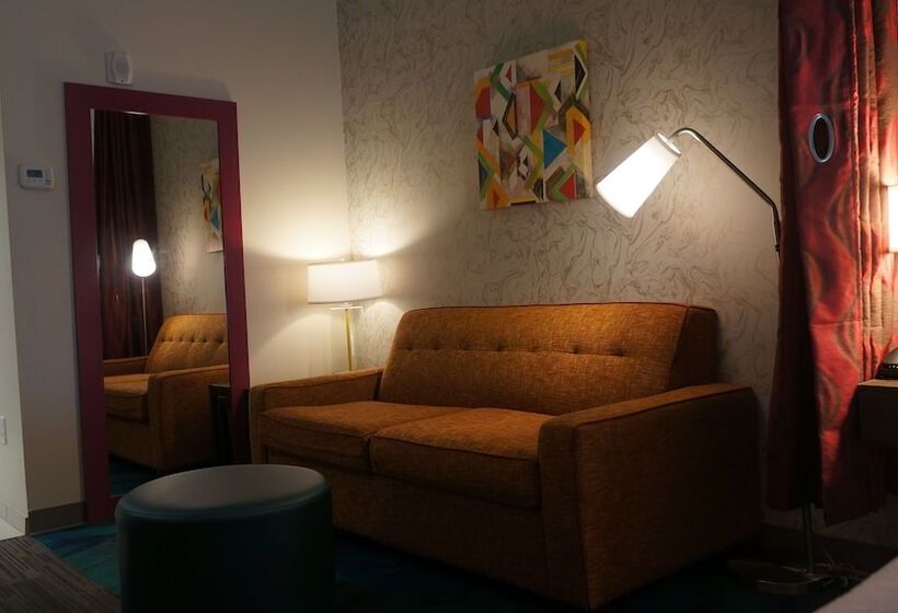 جناح, Home2 Suites By Hilton Clermont