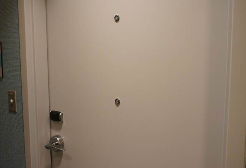 جناح لذوى الاحتياجات الخاصة, Home2 Suites By Hilton Clermont