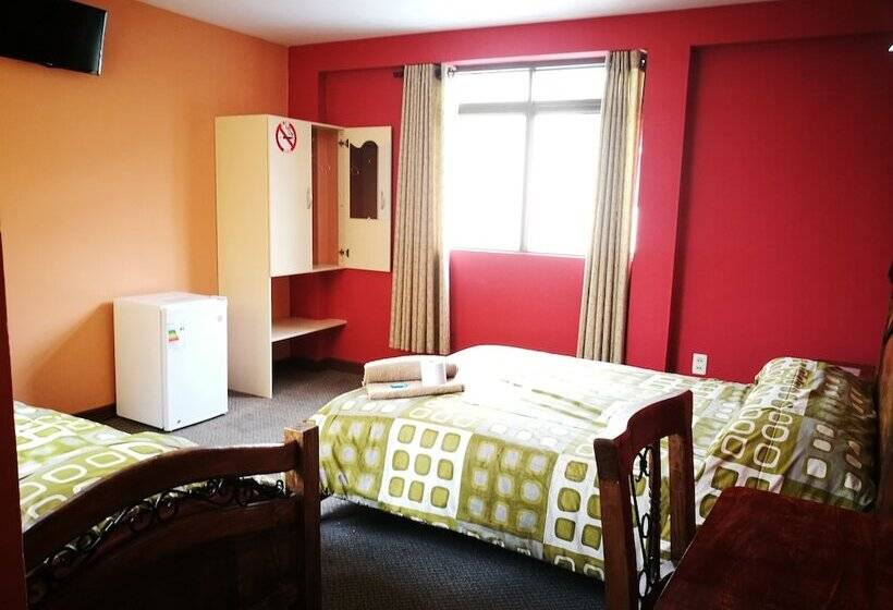 اتاق خانوادگی, Bolivian Heights Hostel