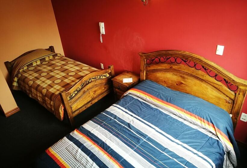 اتاق خانوادگی با سرویس بهداشتی مشترک, Bolivian Heights Hostel