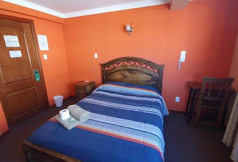 اتاق لوکس, Bolivian Heights Hostel
