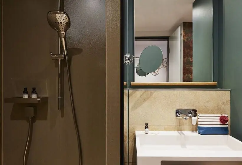シティビュープレミアムルーム, Indigo Dresden   Wettiner Platz, An Ihg
