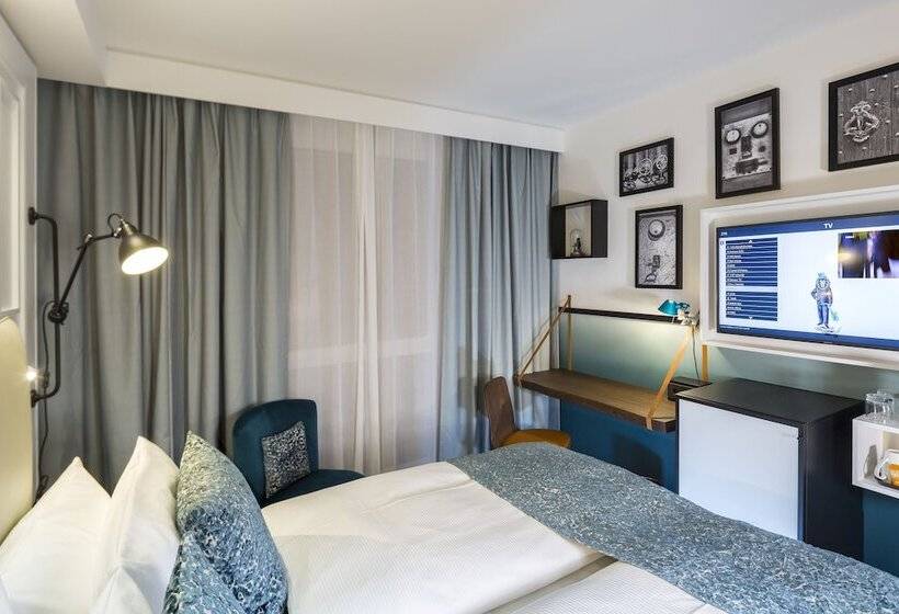 Номер Премиум, Indigo Dresden   Wettiner Platz, An Ihg