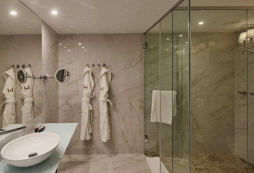 סוויטה, Mystery Hotel Budapest