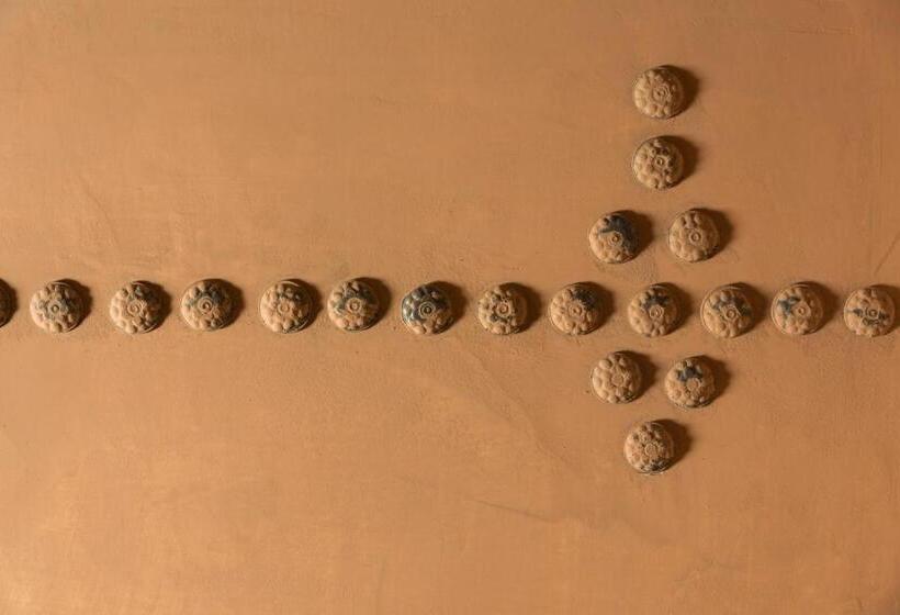 Полулюкс, Palazzo Presta