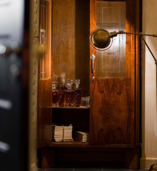 Полулюкс, Palazzo Presta