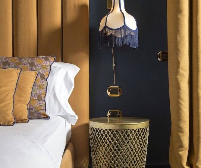 Полулюкс, Palazzo Presta