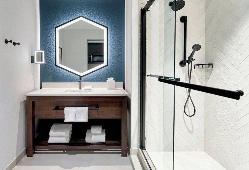 Quarto Estandar Cama Queen, Residence Inn by Marriott Nashville Downtown/Convention Center