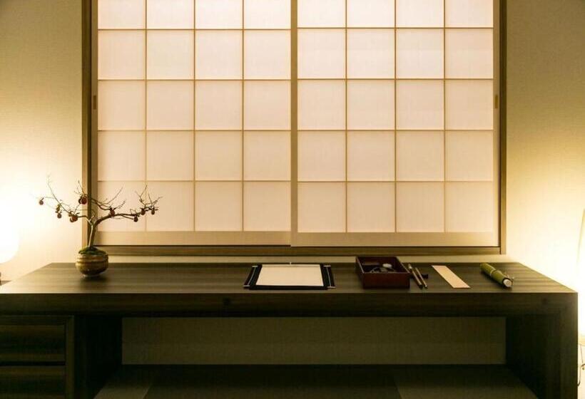 주니어 스위트, Resol Trinity Kyoto