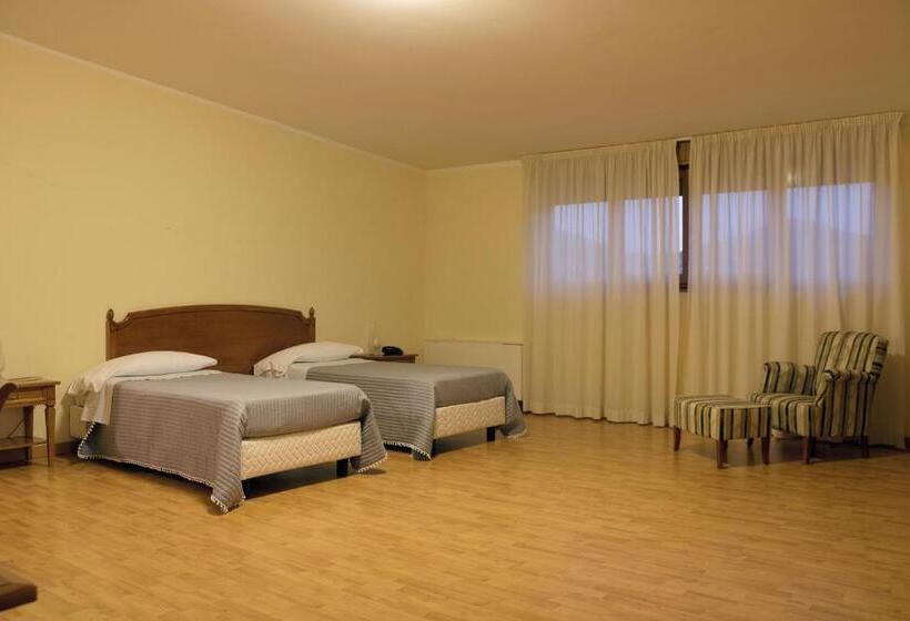 Номер Стандарт, Ruggiero Park