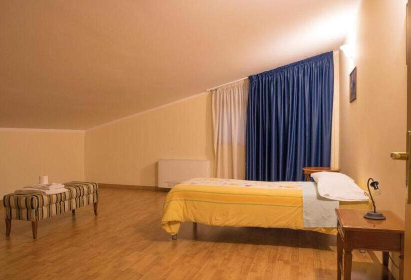 Полулюкс, Ruggiero Park