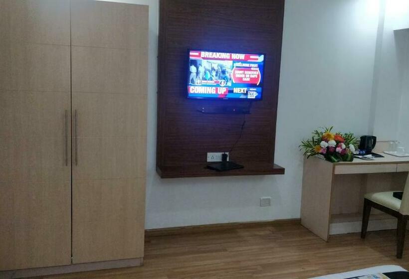 디럭스 룸, Ambient Turret