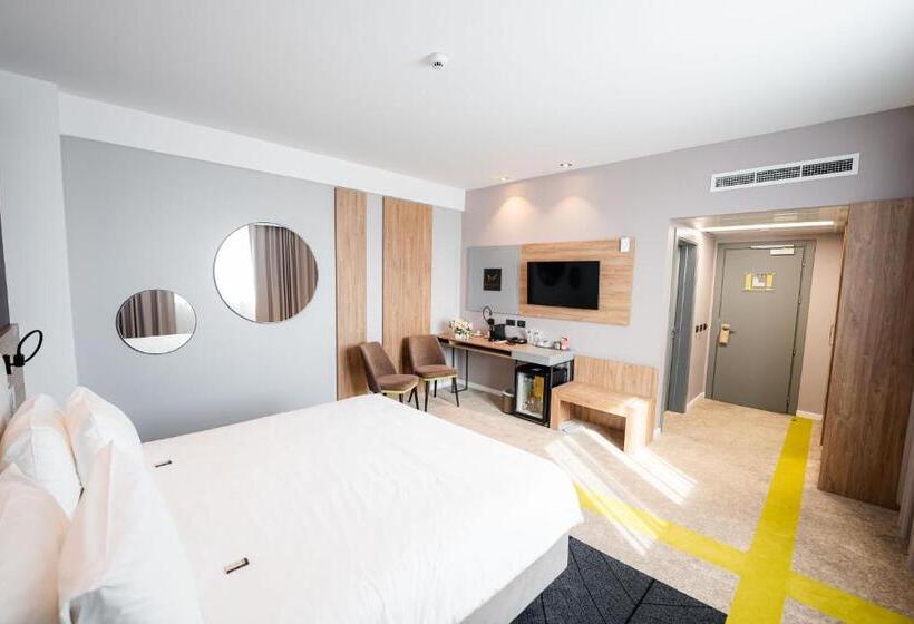 デラックスルーム, Mandachi Hotel & Spa