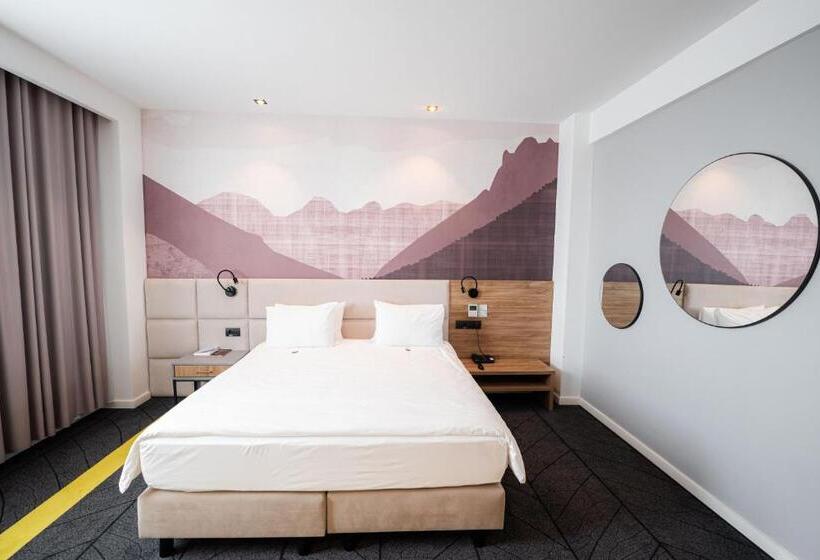 デラックスルーム, Mandachi Hotel & Spa