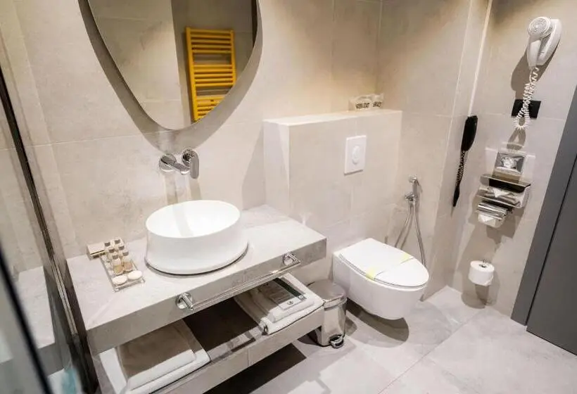 Sviitti Poreallas, Mandachi Hotel & Spa