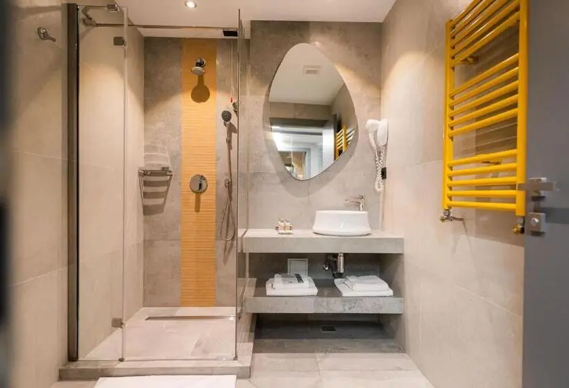 Sviitti Poreallas, Mandachi Hotel & Spa