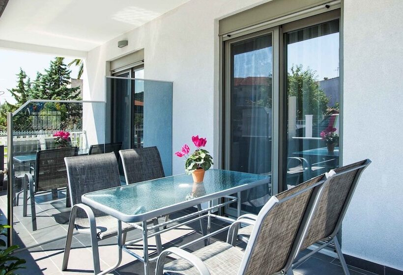 إستوديو ديلوكس, Nymphes Deluxe Accommodation