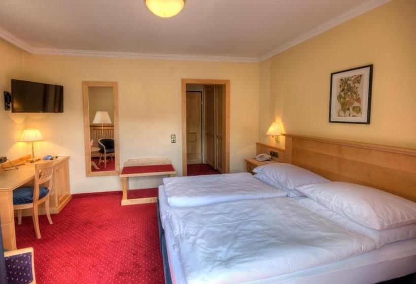 バルコニー付きスタンダードルーム, Tauernblick Thermenhotels Gastein