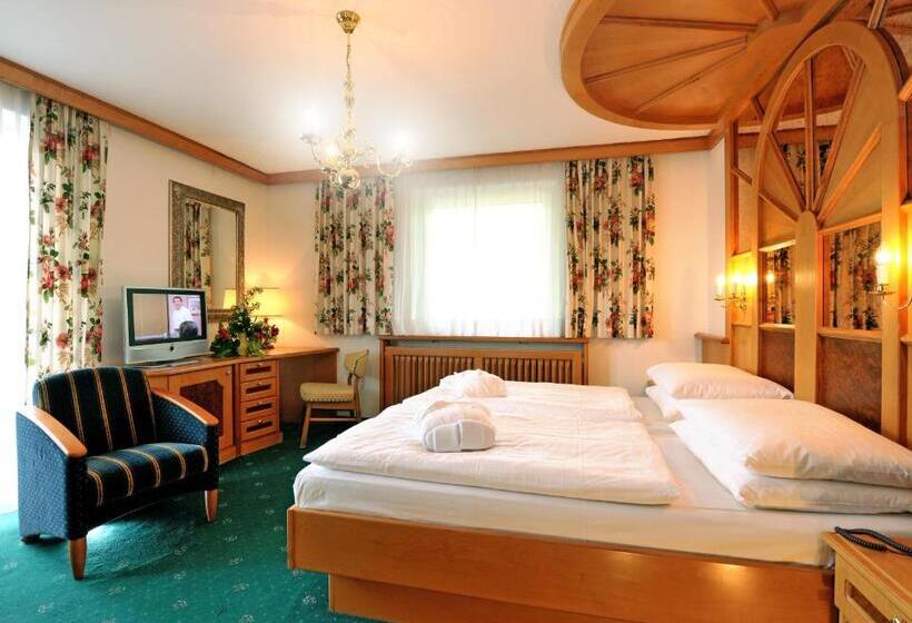 バルコニー付きスタンダードルーム, Tauernblick Thermenhotels Gastein